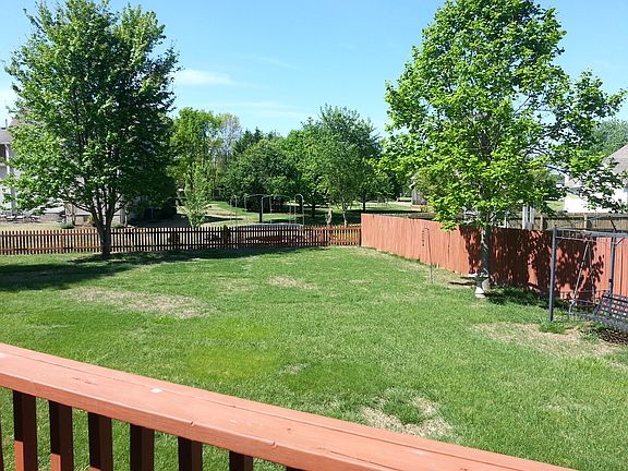 2nd image of 2105 Shuler Pl