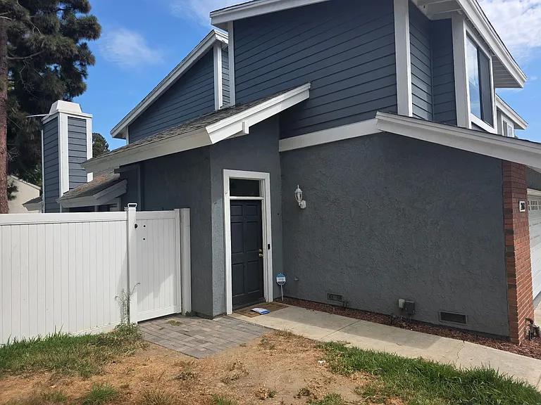 2168 Kristin Ln — Photo 4