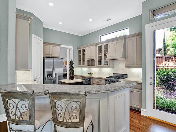 4th image of 5957 Willowross Way