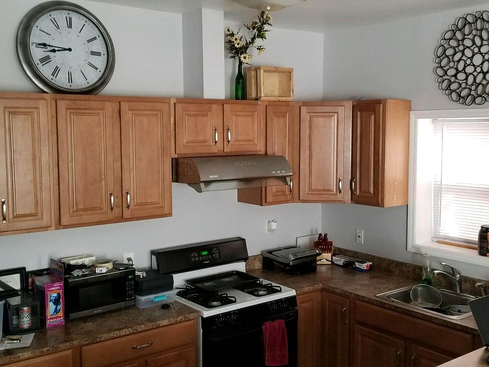 2nd image of 51 W Main St #B