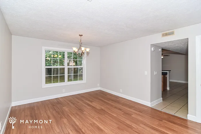 2057 Aberdeen Cir — Photo 6