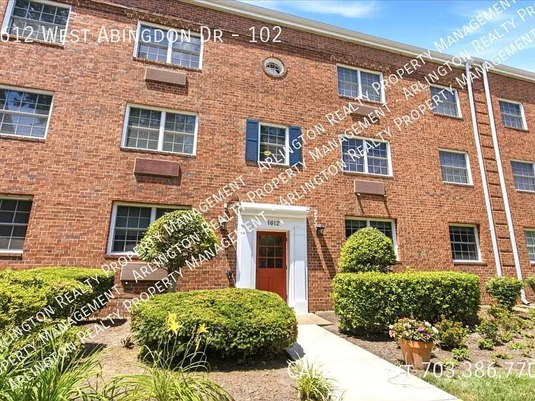 1612 W Abingdon Dr #102 — Photo 1