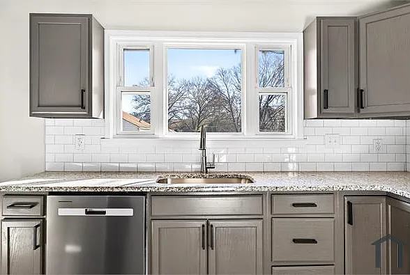 4406 W Argyle Dr — Photo 13