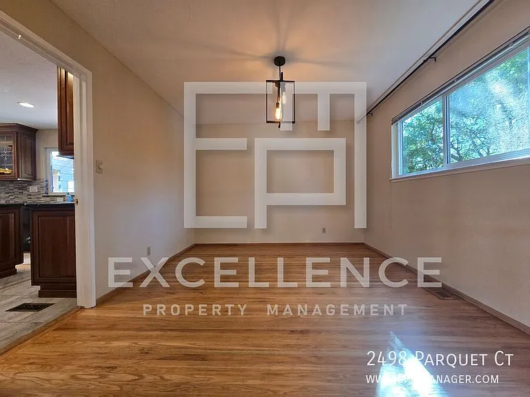 2498 Parquet Ct — Photo 4