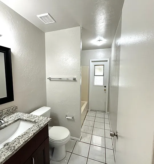 18250 Apple Rd — Photo 16