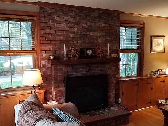 3rd image of 13 Savery Avenue Ter