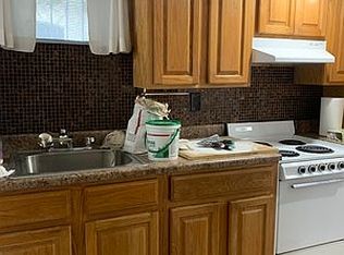 21-13 36th St #1, Astoria, NY 11105