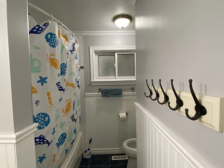 35 Fanshawe Dr — Photo 14