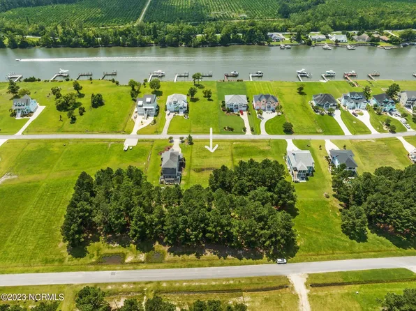 232 Gatsey Lane, Beaufort, NC 28516