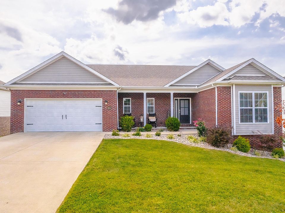 1st image of 521 Blue Spruce Dr