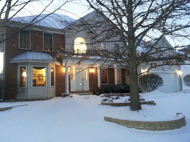 1st image of 121 Woodlet Ln