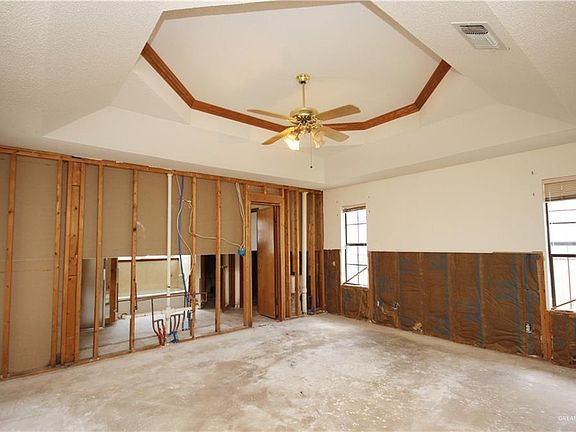 3rd image of 2112 Ichabod Ln