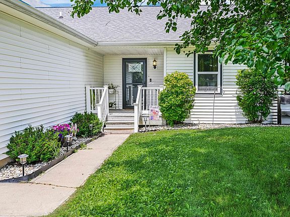 2nd image of 1267 E Marigold Dr