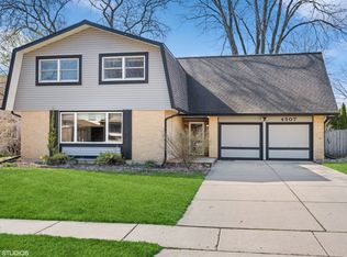 4507 Gettysburg Dr, Rolling Meadows, IL 60008