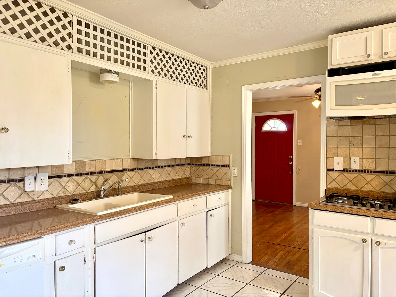 4 bed, 1493 sqft, $1,495 — Photo 3