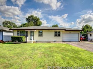 2411 W John St, Champaign, IL 61821