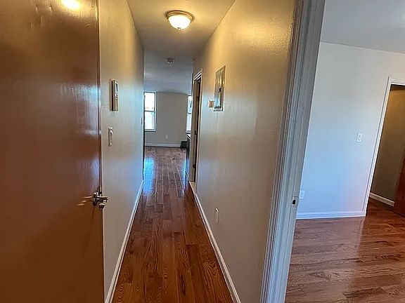 5th image of 2138 38th St #3
