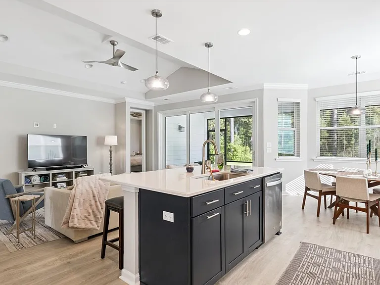 731 Harborside Dr — Photo 13