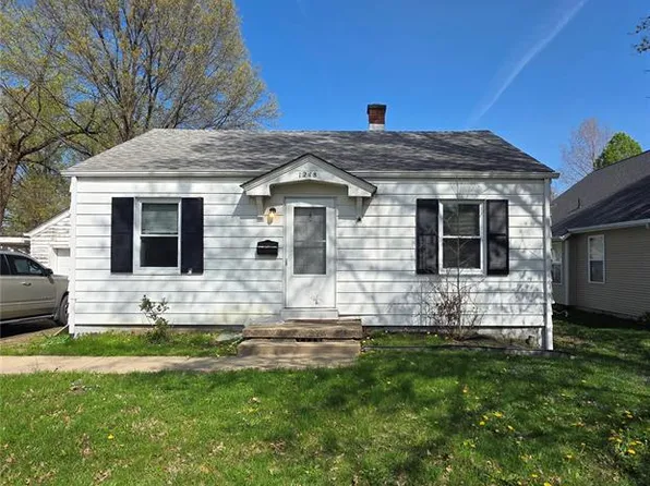 1218 Madison Ave, Edwardsville, IL 62025