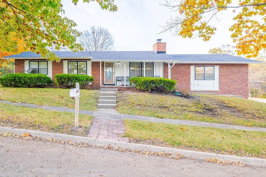 1st image of 4212 Valley Cir