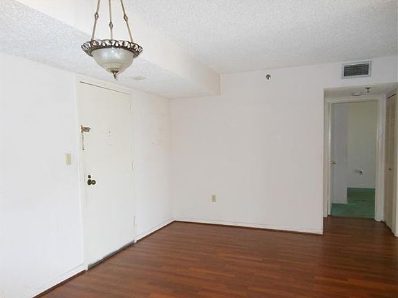 2nd image of 911 E Ponce De Leon Blvd APT 703