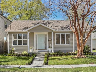 145 Metairie Ct, Metairie, LA, 70001