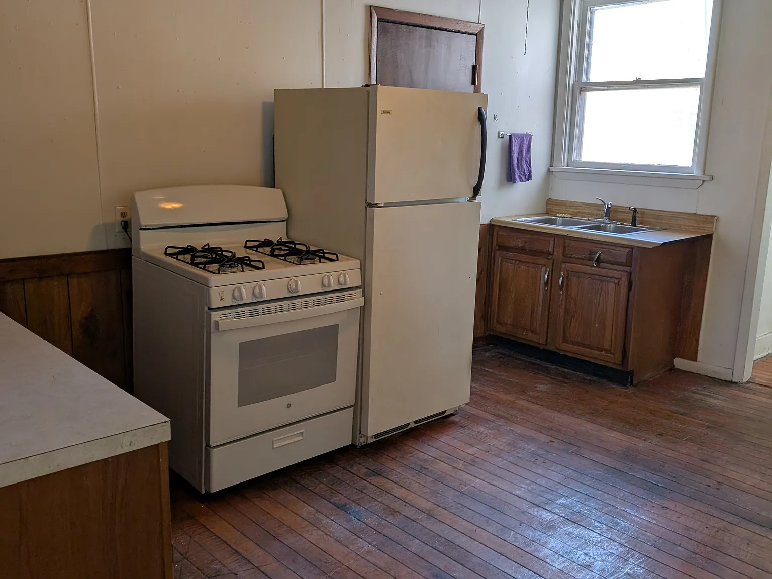 1 bed, 650 sqft, $895 — Photo 2
