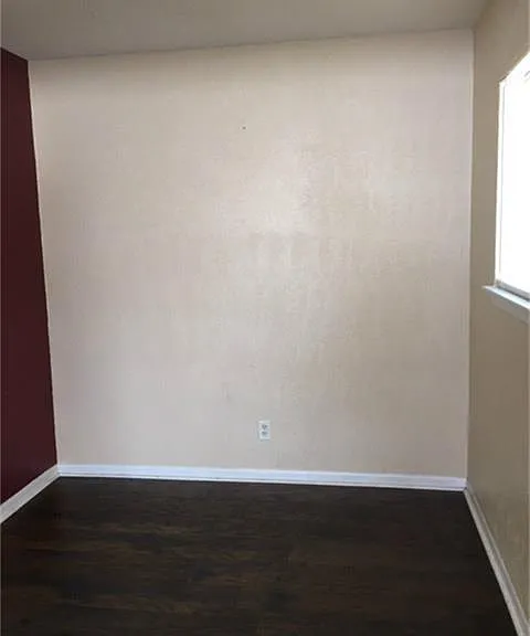 275 N 7th St #6 — Photo 6