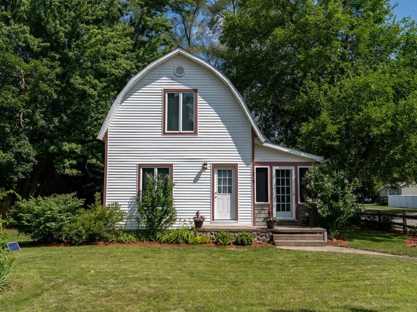 219 E Bennett Ave, Mount Pleasant, MI 48858