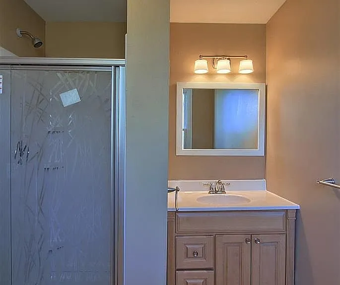 1414 Green St — Photo 3