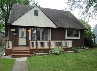 1611 Wood St, Crete, IL 60417