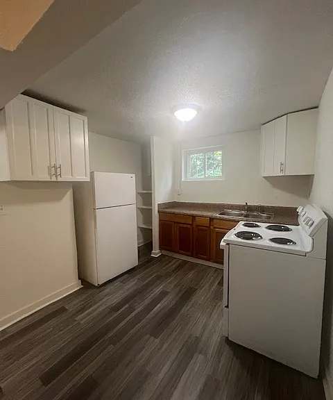 212 W Wood St #212B — Photo 1