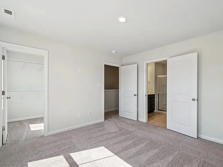 342 Mount McCauley Way #1 — Photo 20