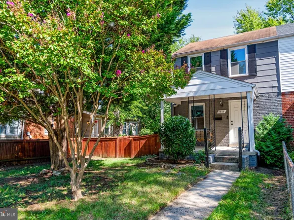 5933 Williamsburg Rd, Alexandria, VA 22303
