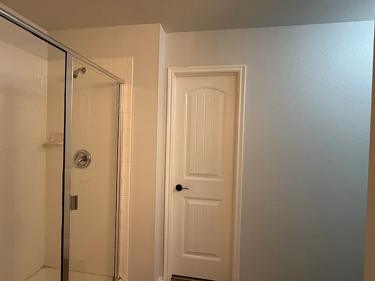 2123 Meadow View Dr — Photo 16