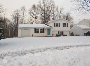 30 Doerun Dr, Rochester, NY 14626