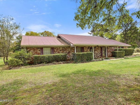 124 Gus Phillips Rd, Braxton, MS 39044