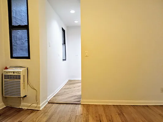 Rented by PocketBroker Inc | media 18