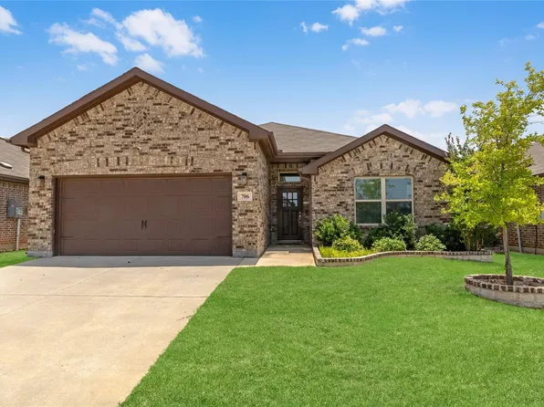 706 Presidio St, Aubrey, TX 76227