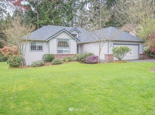 2027 NE Marina Vista Ct, Poulsbo, WA
