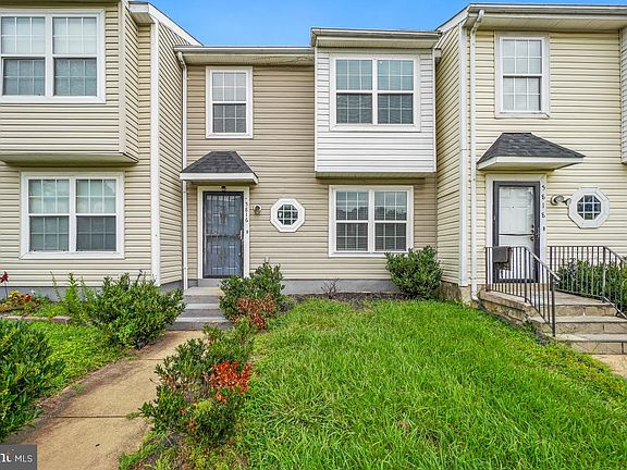 2nd image of 5816 N Holly Springs Dr Unit 1-3
