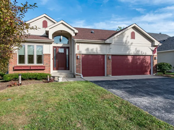 3163 N Augusta Dr, Wadsworth, IL 60083