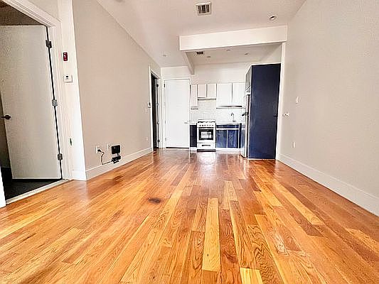 1st image of 751 Dekalb Ave APT 3R