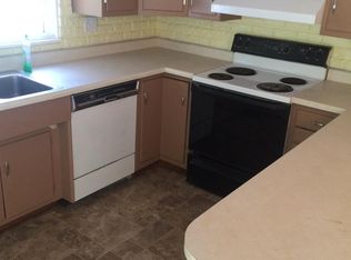 678 Frazier Run Rd, Wheeling, WV 26003