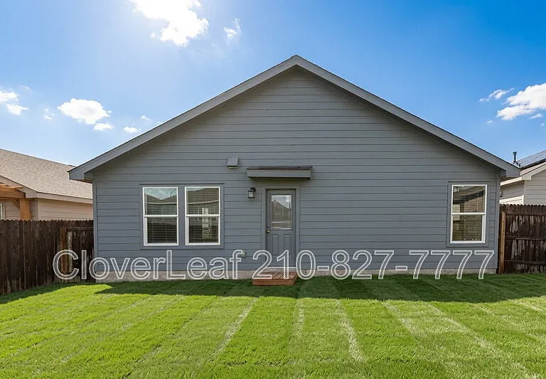 2815 Rosefinch — Photo 29