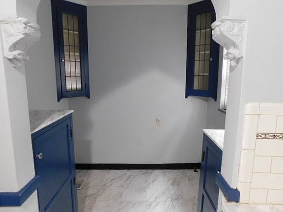 4th image of 5114 Haverhill St #1