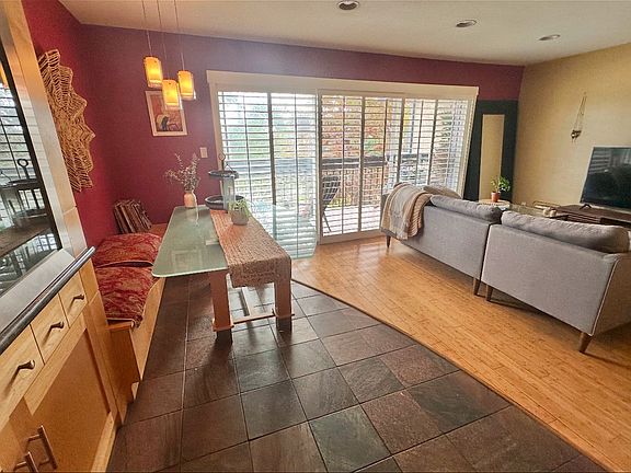 3rd image of 1061 Park Ave Unit 305