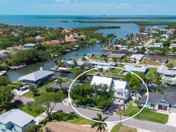 4506 Pinfish Ln, Palmetto, FL 34221