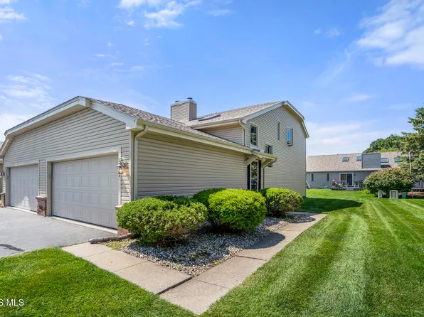 1124 Bernath Pkwy, Toledo, OH 43615