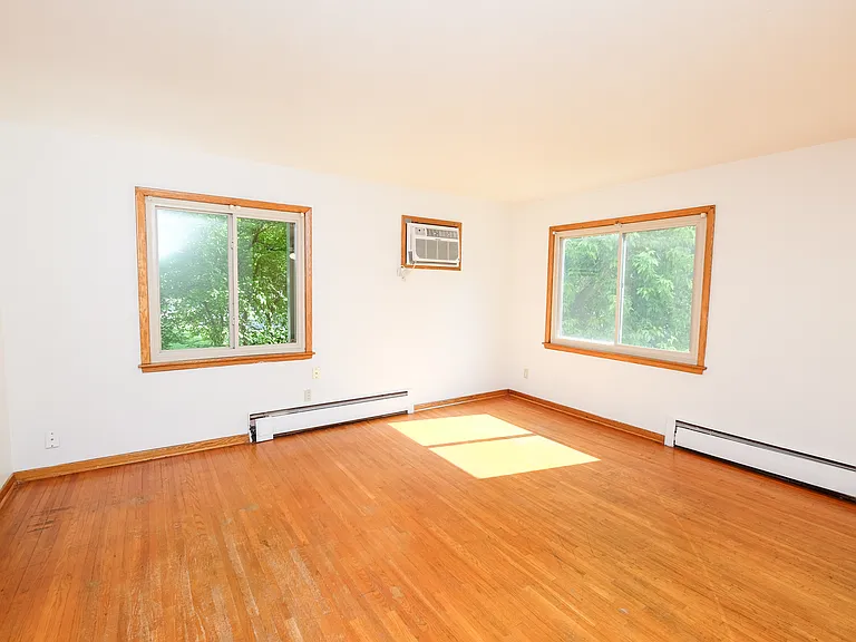 4330 Minnehaha Avenue — Photo 20